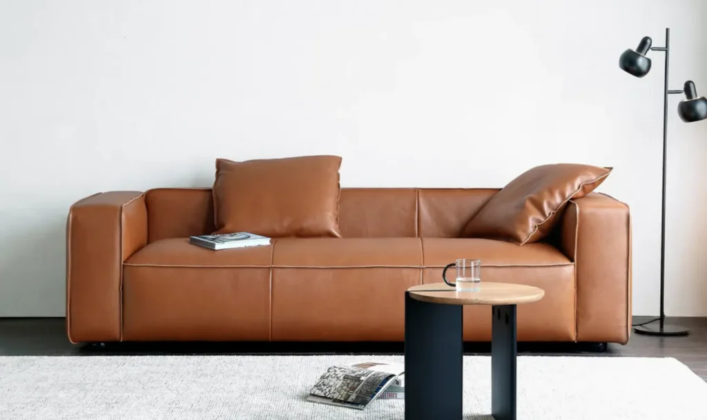 Leather Corner Sofa Styling for Homes With Custom Fencing, Privacy, and Better Outdoor Flow

